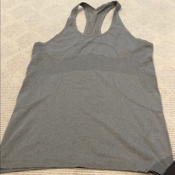 lululemon athletica Tops - LULULEMON tank
